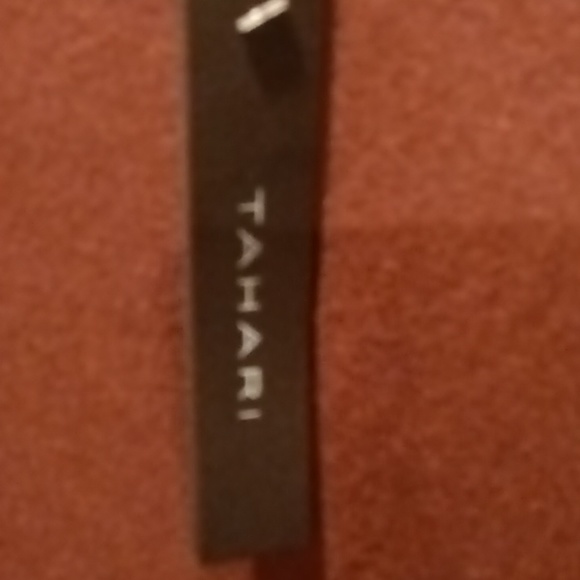 FINAL PRICE NWT TAHARI brown 3/4 sleeve blouse Size Small - Picture 5 of 5